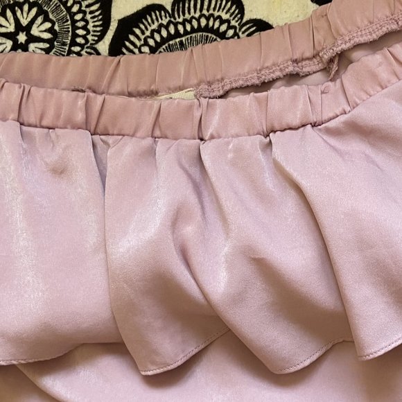 Rose colored off the shoulder top by Miami - Picture 3 of 8